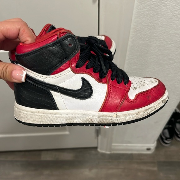 Jordan’s 1s - Picture 1 of 3